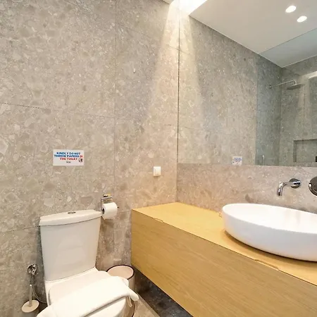 Urban Haven-close To The Metro Apartment Athens